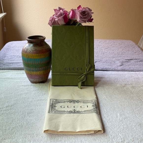 🍃GUCCI TOTE & BOX 🍃 - Picture 16 of 16